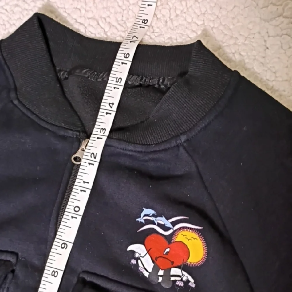 Black Cropped Jacket with With A Heart Sticker‎ Size S